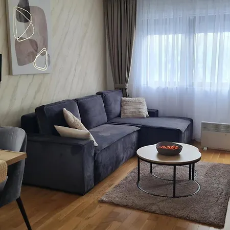 Free Garage ズラティボール