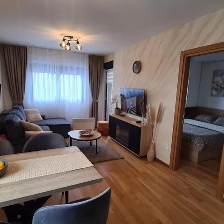 Free Garage Zlatibor