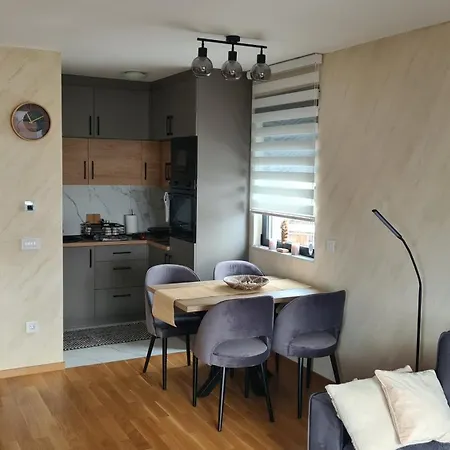 Free Garage ズラティボール