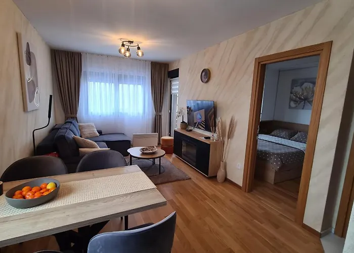 Free Garage Zlatibor