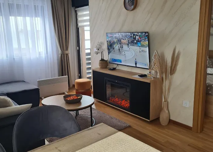 Free Garage Apartmán *