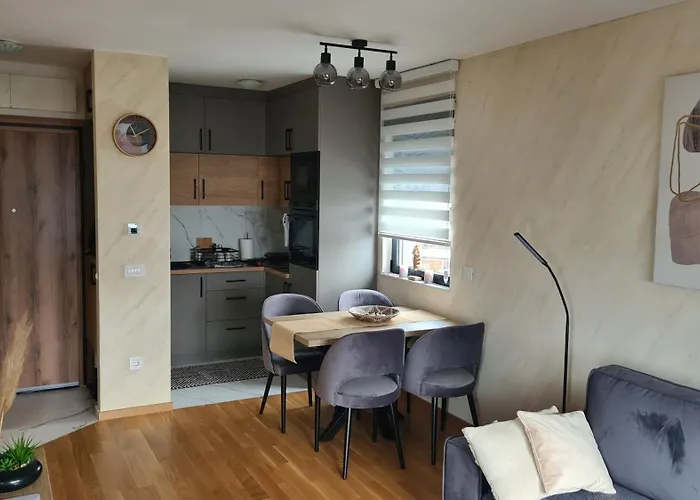 Free Garage Zlatibor